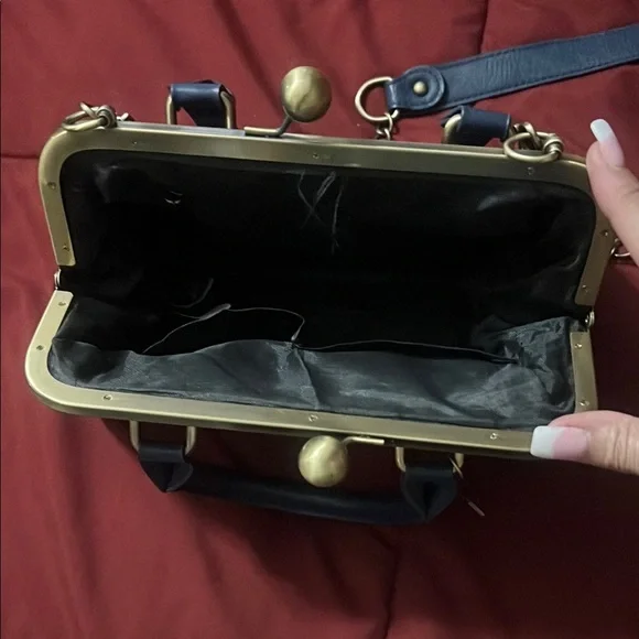 Wonder Woman Inspired Leather Handbag - Picture 3 of 3